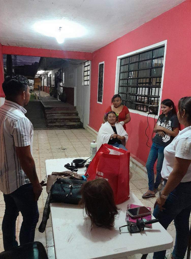 VISITA DE LOS CURSOS DE REPOSTERIA, CONFECCIÓN DE ROPA Y TECNOLOGIAS DE LA INFORMACIÓN